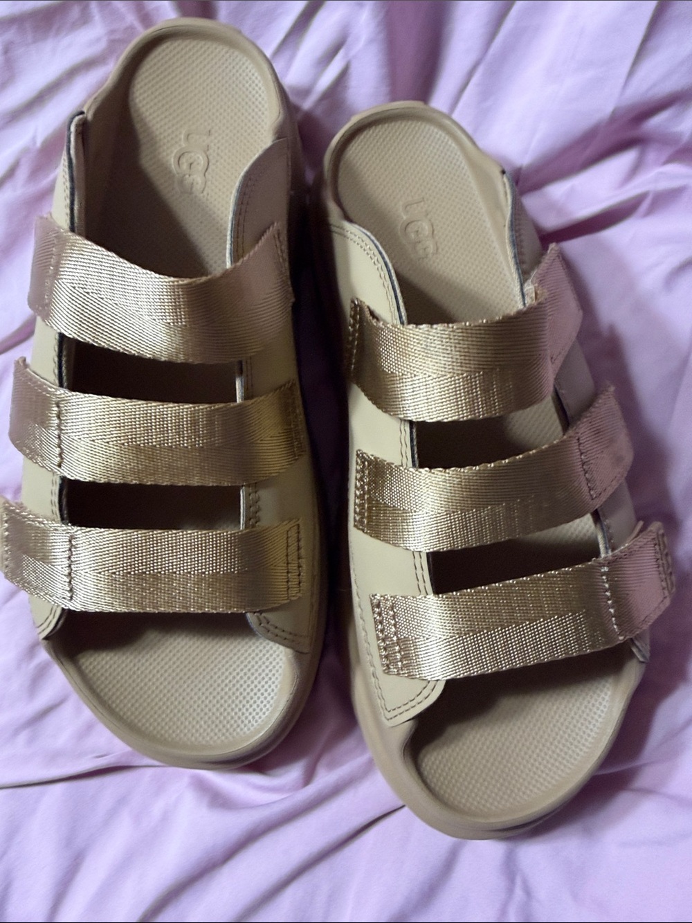 UGG Kids Metallic Rose Gold Triple-Strap Sandals